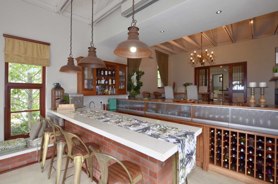 5 Bedroom Property for Sale in Kanonberg Western Cape